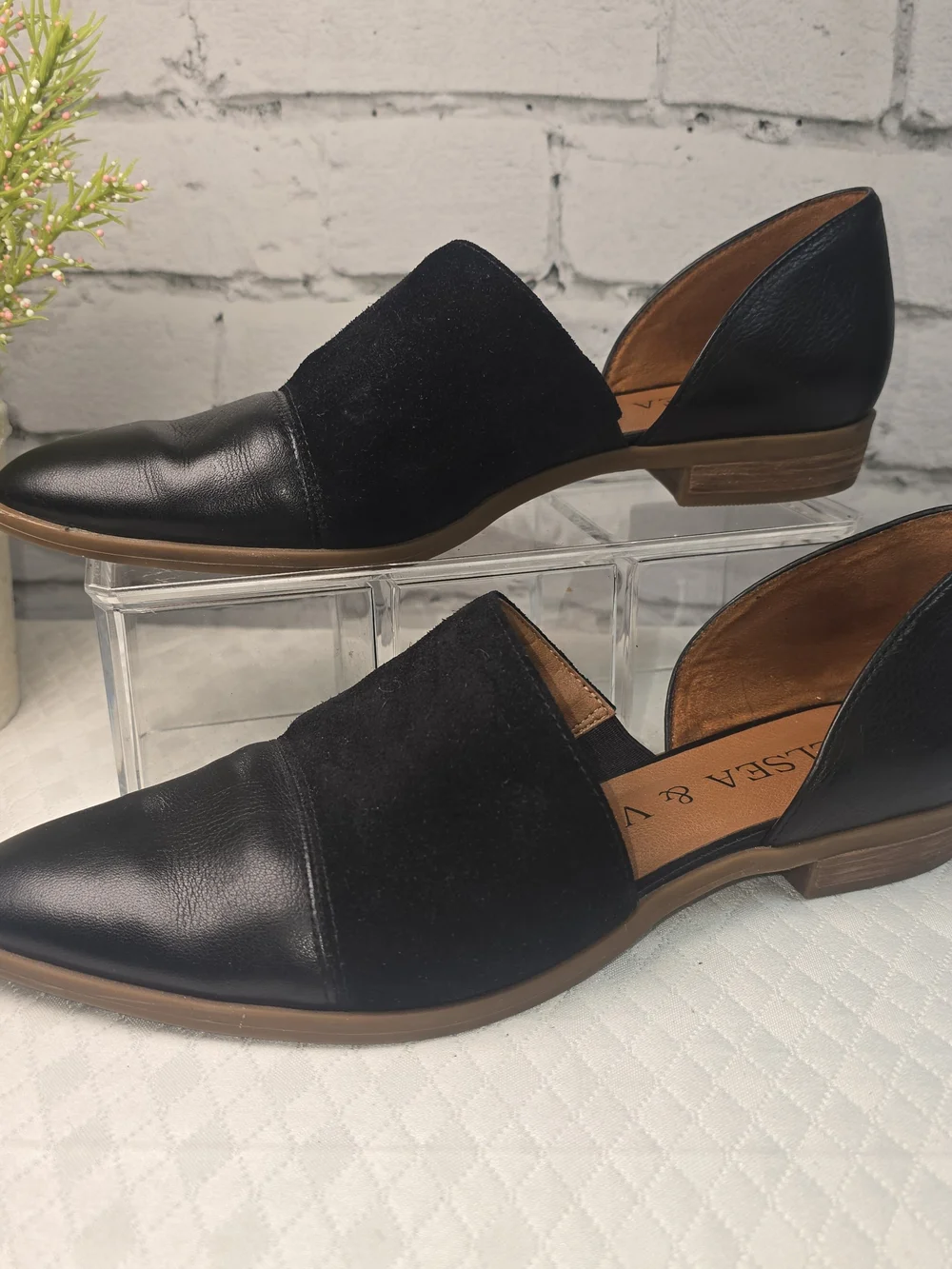 CHELSEA & VIOLET BLACK LEATHER PIPPA FLATS POINTED TOE d'ORSAY CUT OUT WOMENS 8M